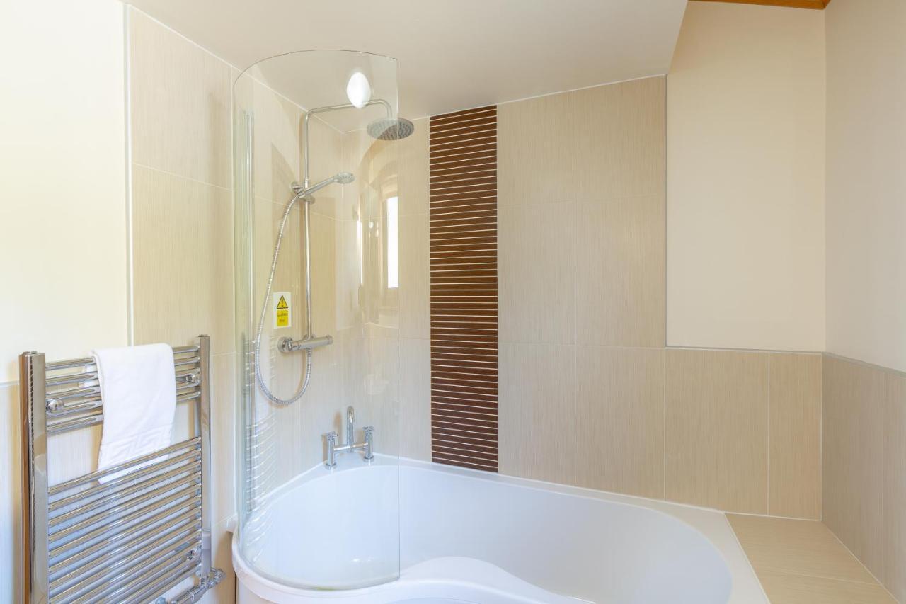 Douglas Fir Lodge With Hot Tub Cupar Luaran gambar